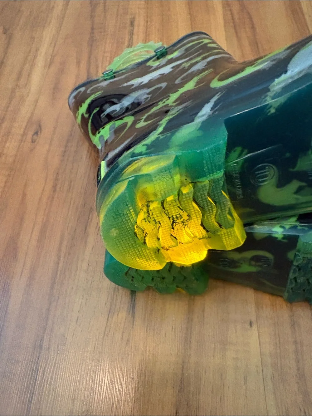 Western Chief Light-Up Dinosaur Rain Boots